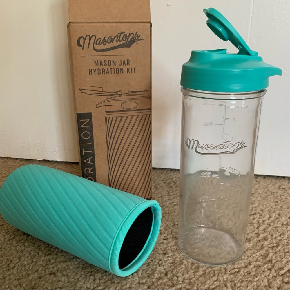NWT Masontops Water Bottle w/ Sleeve